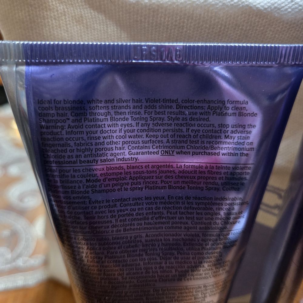 Paul Mitchell Platinum Blonde Shampoo and Conditioner - Rich Purple - Picture 3 of 4